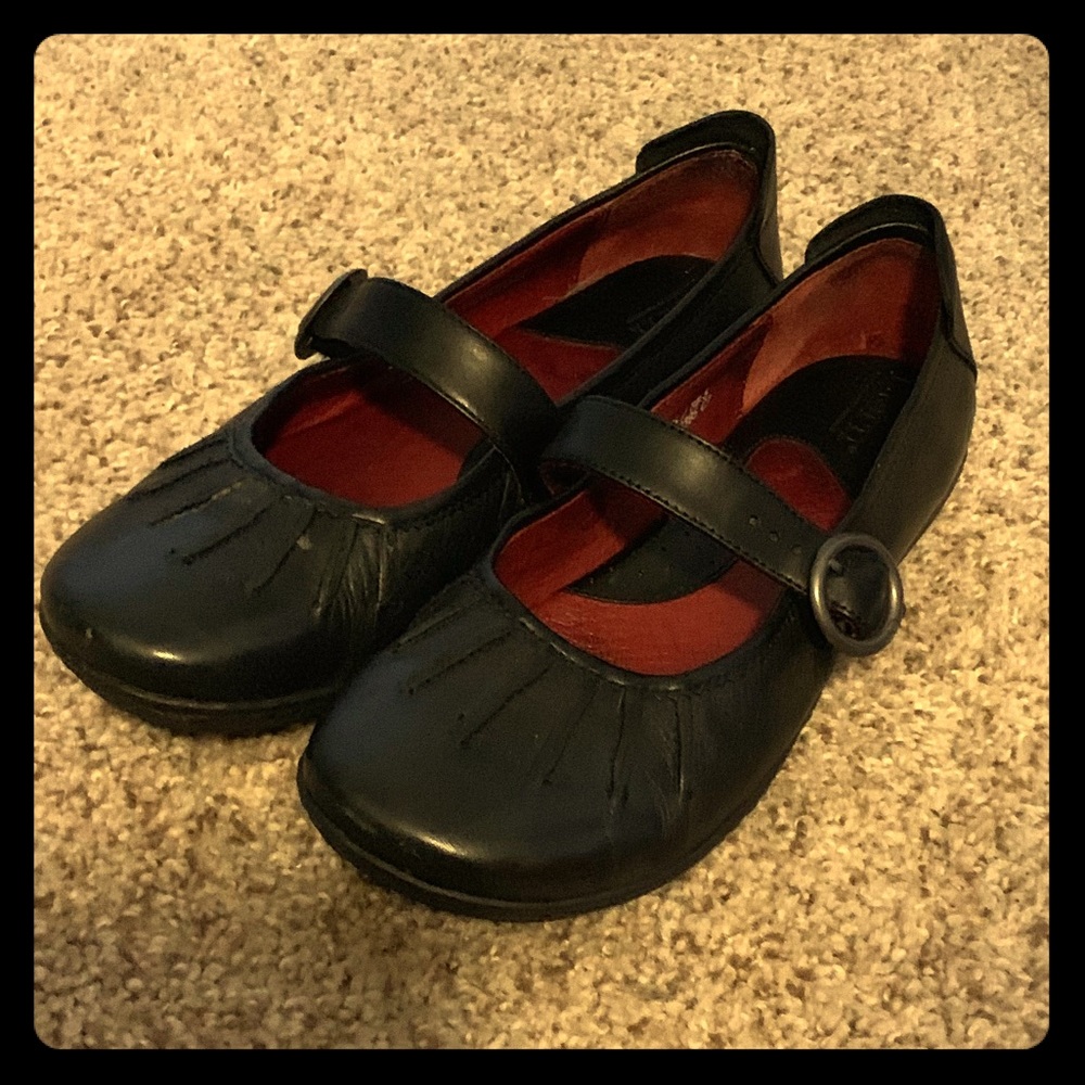 Born Mary Janes